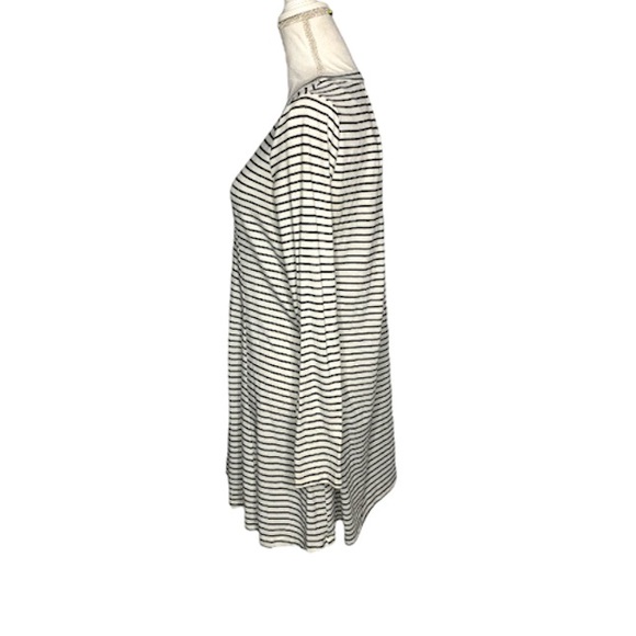 BCBGeneration Long sleeve black and white striped tunic dress keyhole back sz M - Picture 3 of 6